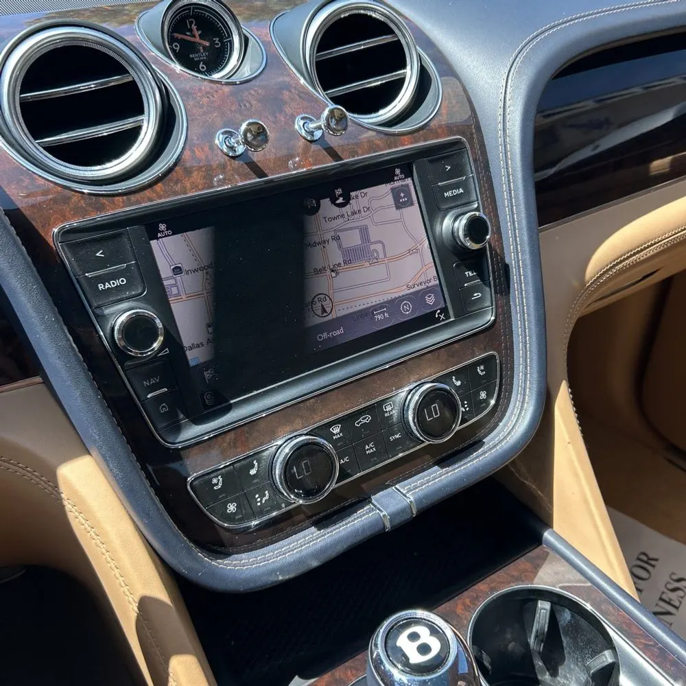 2017 Bentley Bentayga Base
