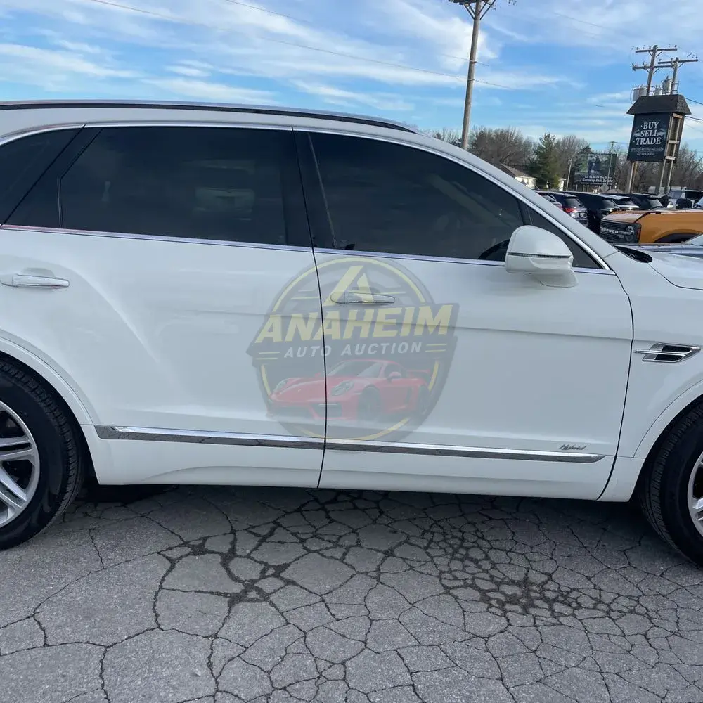 2020 Bentley Bentayga Hybrid