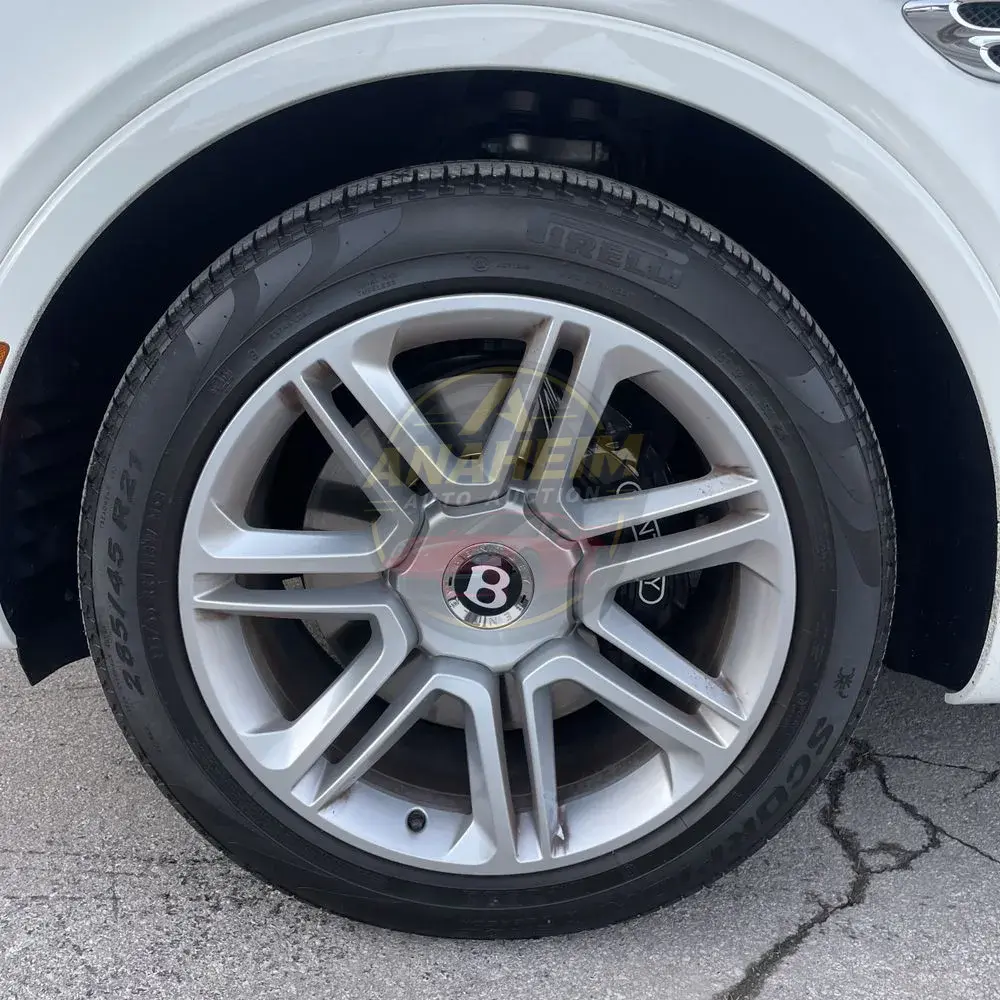 2020 Bentley Bentayga Hybrid