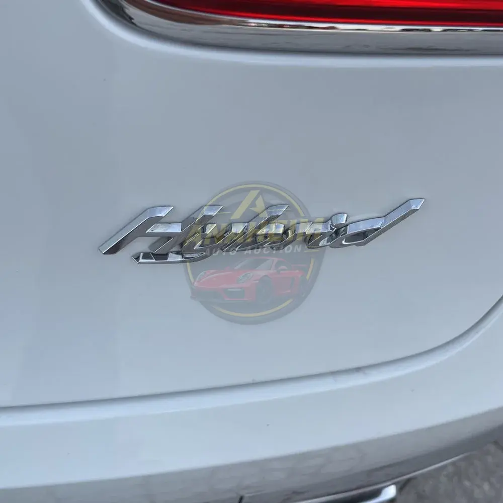 2020 Bentley Bentayga Hybrid