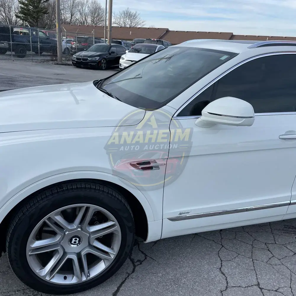 2020 Bentley Bentayga Hybrid