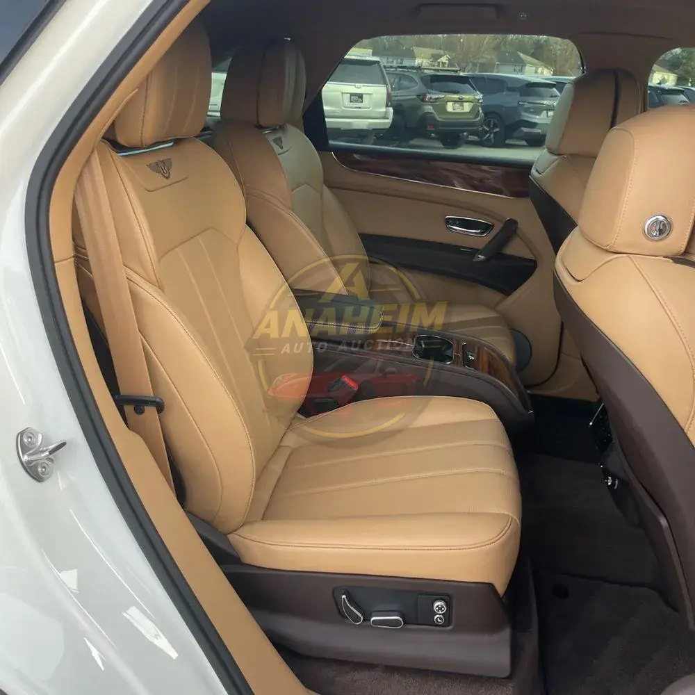 2020 Bentley Bentayga Hybrid