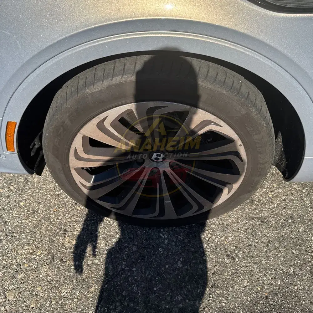 2021 Bentley Bentayga V8