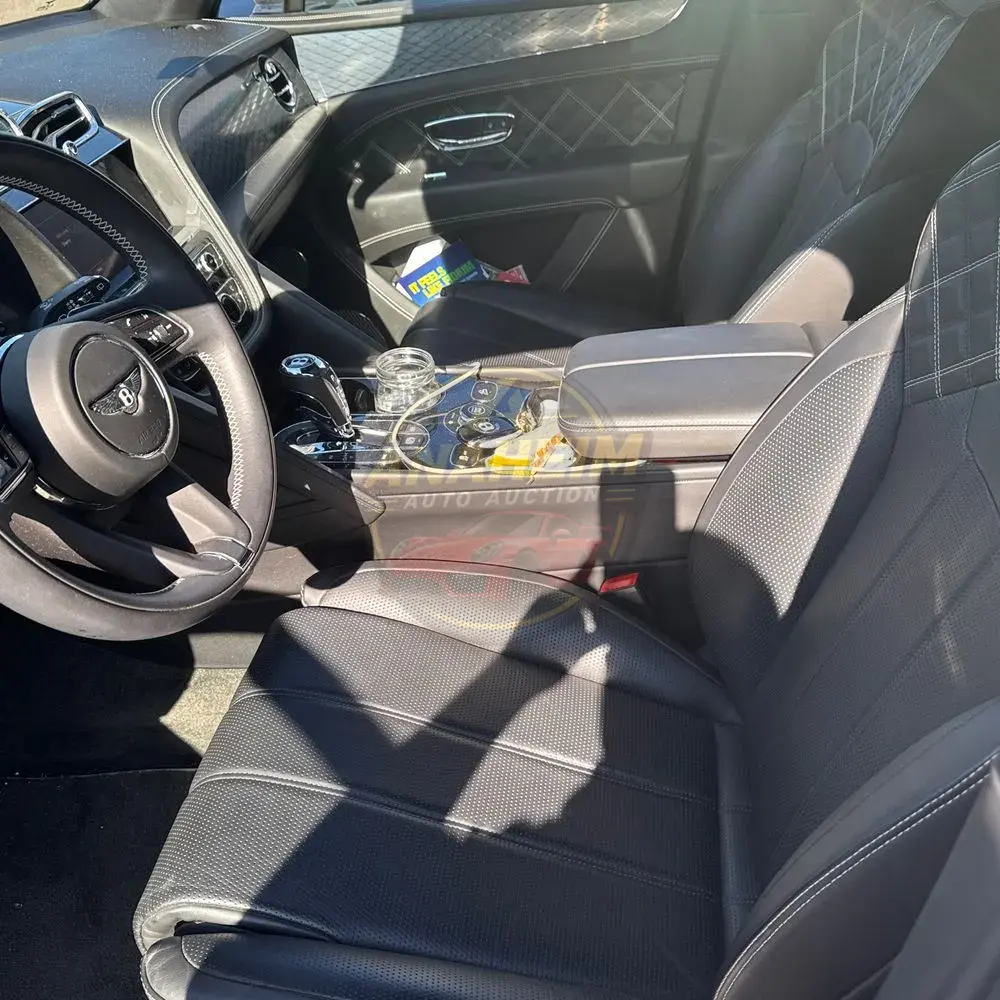 2021 Bentley Bentayga V8
