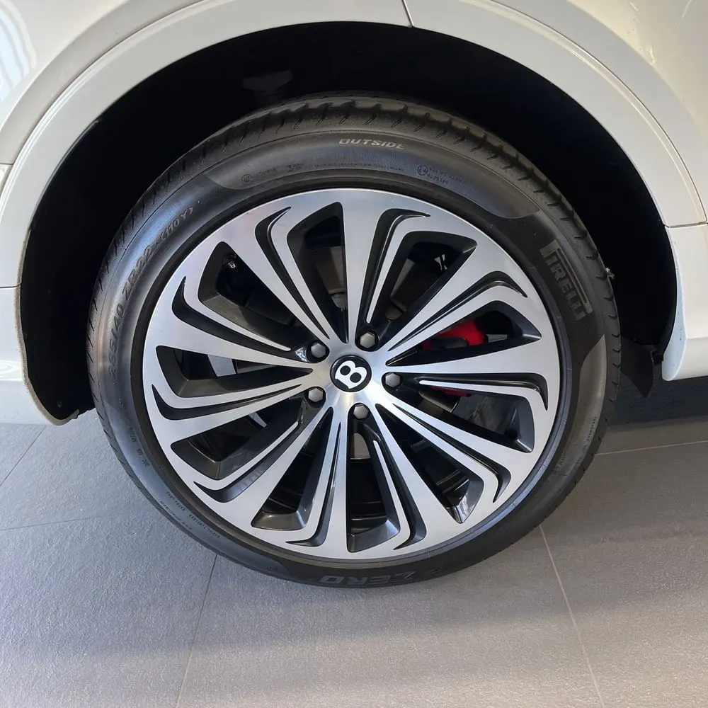 2021 Bentley Bentayga V8