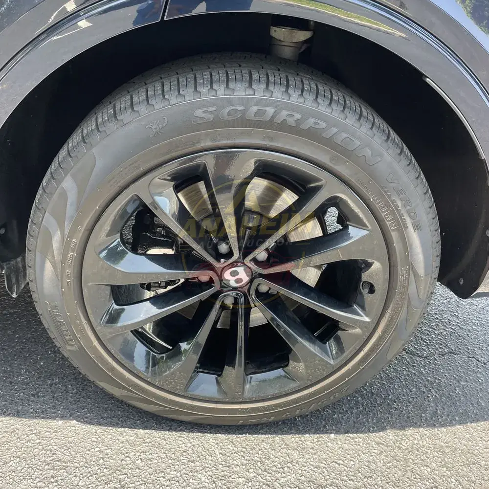 2022 Bentley Bentayga V8