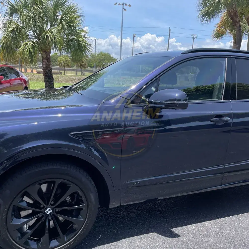 2022 Bentley Bentayga V8