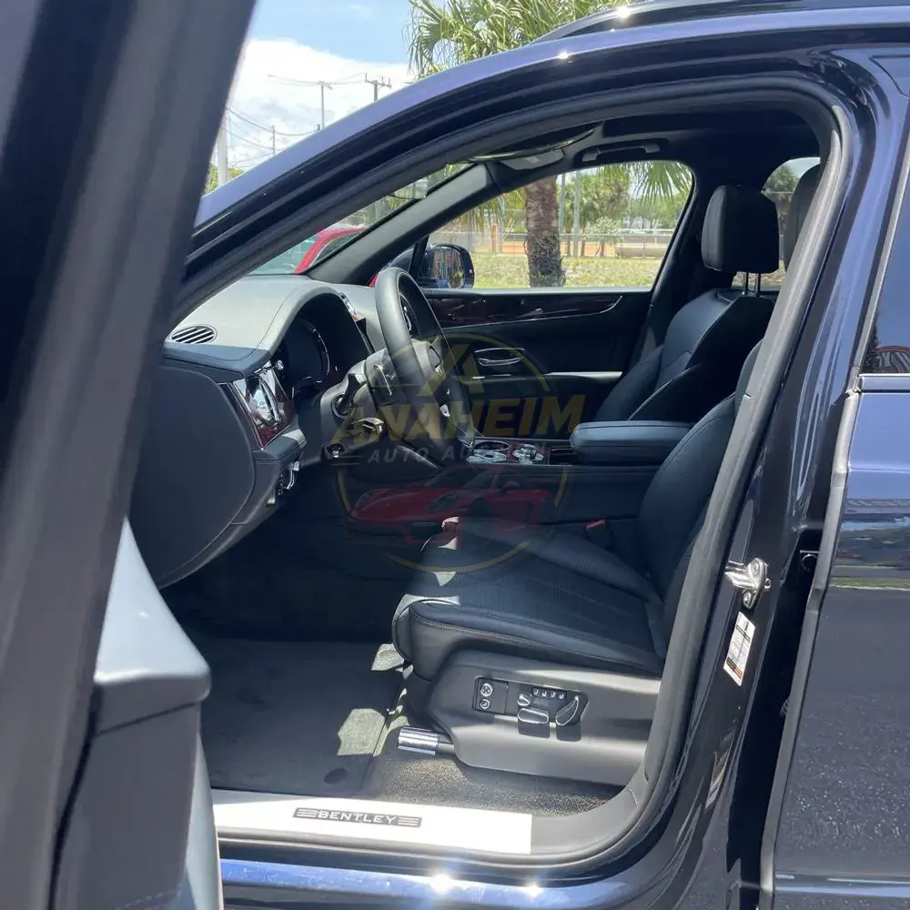 2022 Bentley Bentayga V8