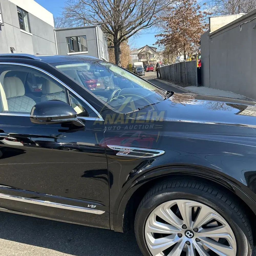 2021 Bentley Bentayga V8