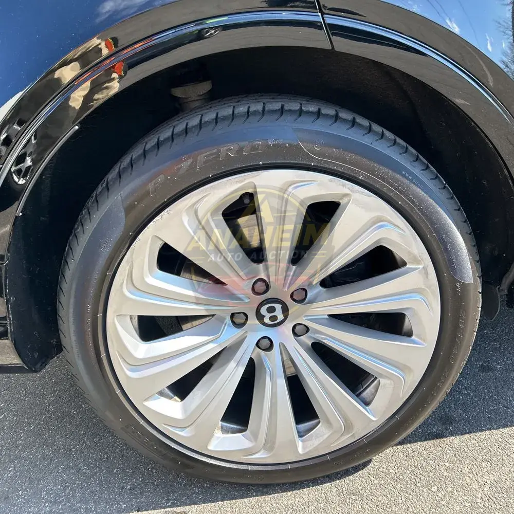 2021 Bentley Bentayga V8
