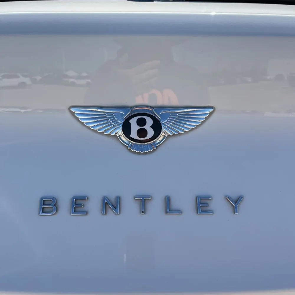 2022 Bentley Bentayga V8