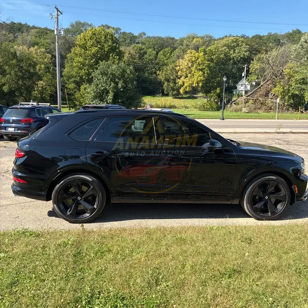 2021 Bentley Bentayga V8