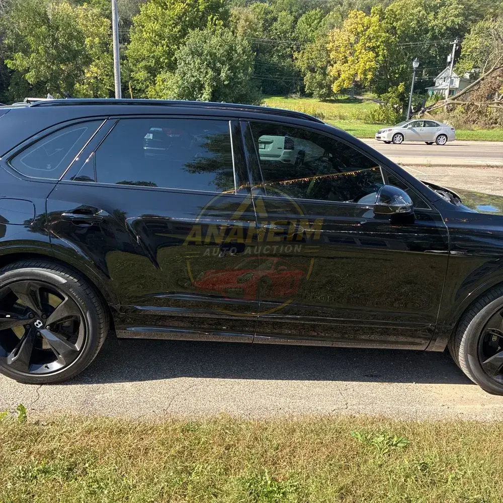2021 Bentley Bentayga V8