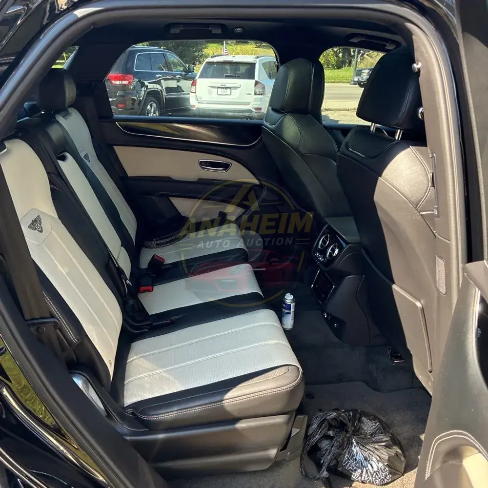 2021 Bentley Bentayga V8
