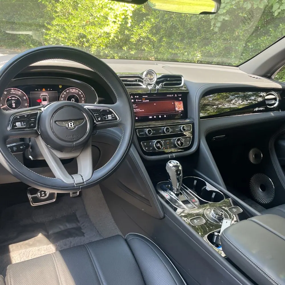 2024 Bentley Bentayga Base