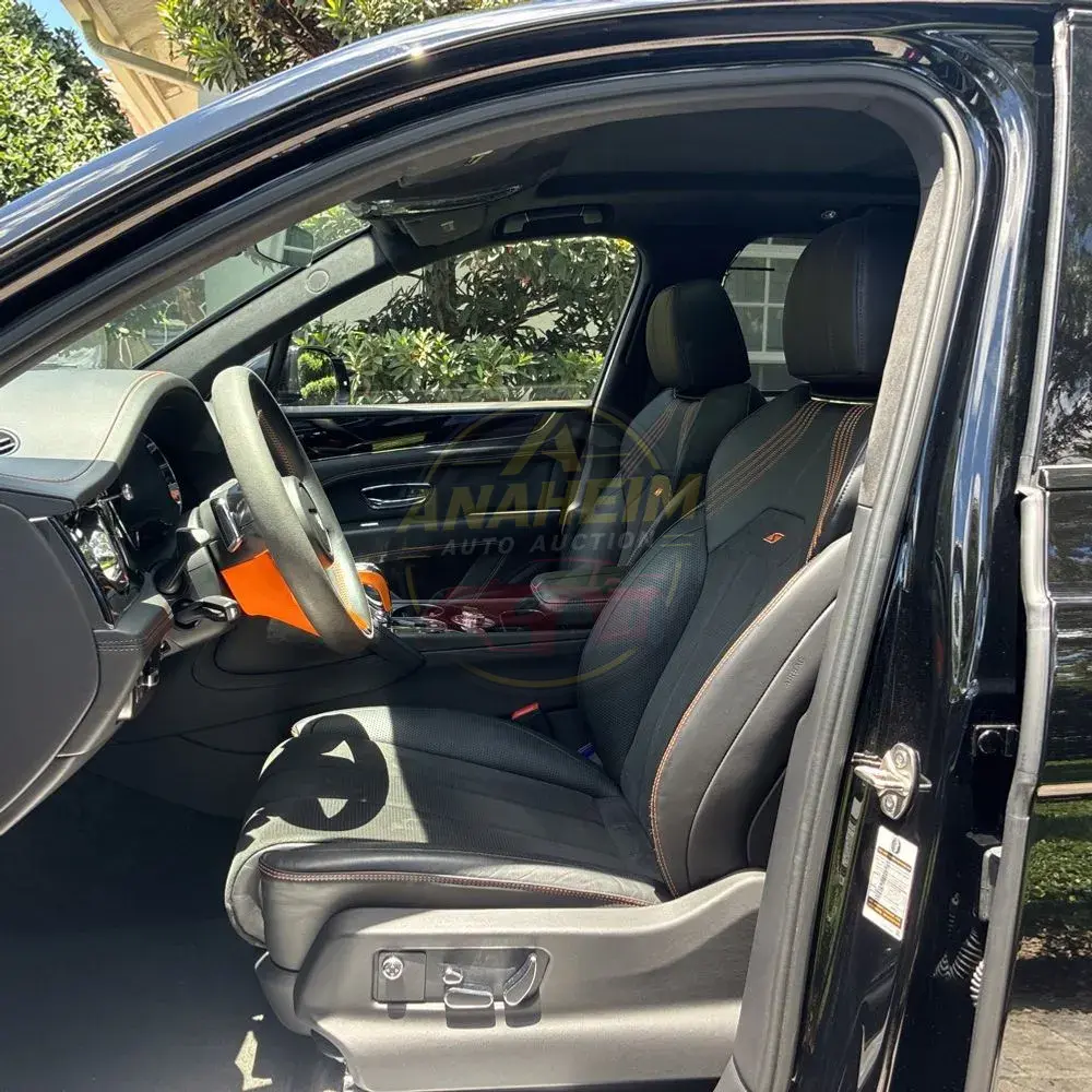 2023 Bentley Bentayga Base