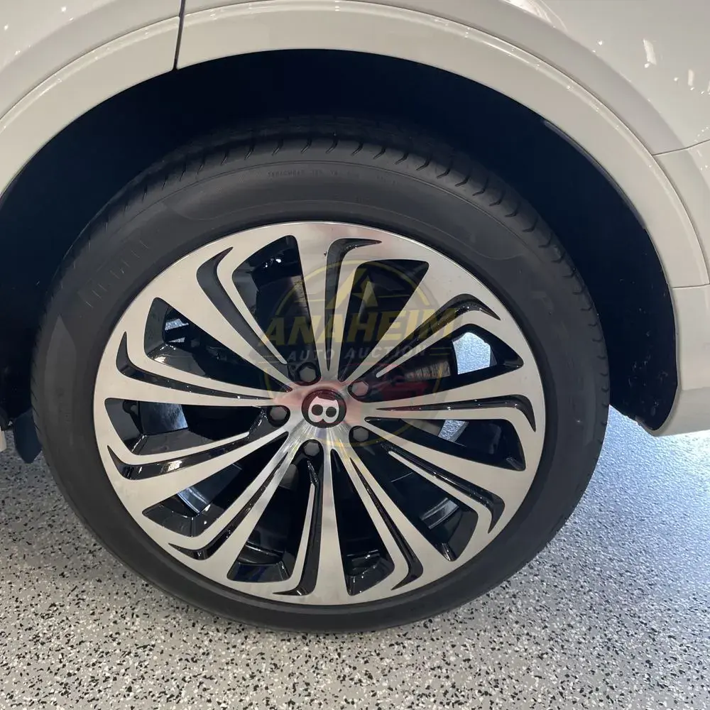 2024 Bentley Bentayga Base