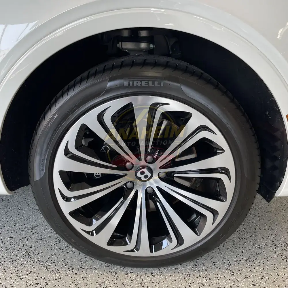2024 Bentley Bentayga Base