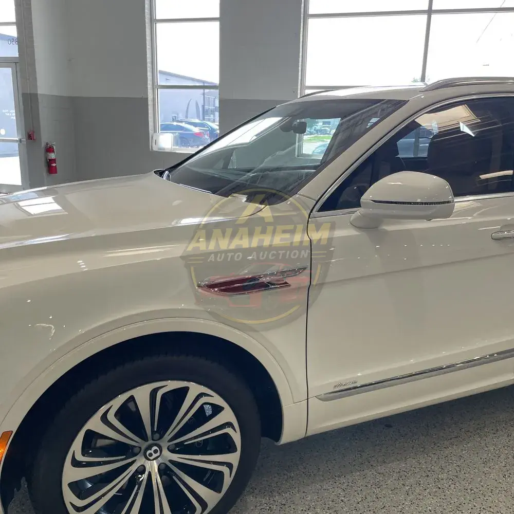 2024 Bentley Bentayga Base