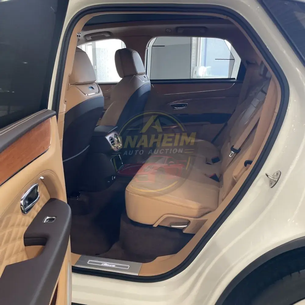 2024 Bentley Bentayga Base