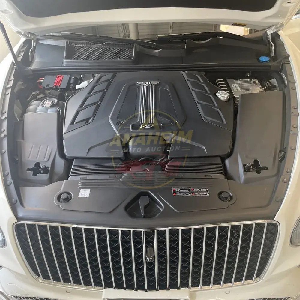 2024 Bentley Bentayga Base
