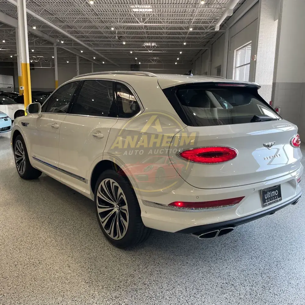 2024 Bentley Bentayga Base
