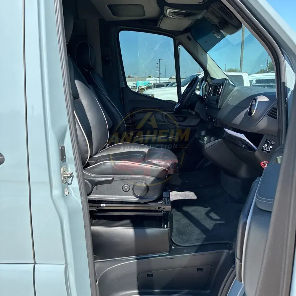 2022 Mercedes-Benz Sprinter 2500 High Roof Wagon 6cyl 170WB