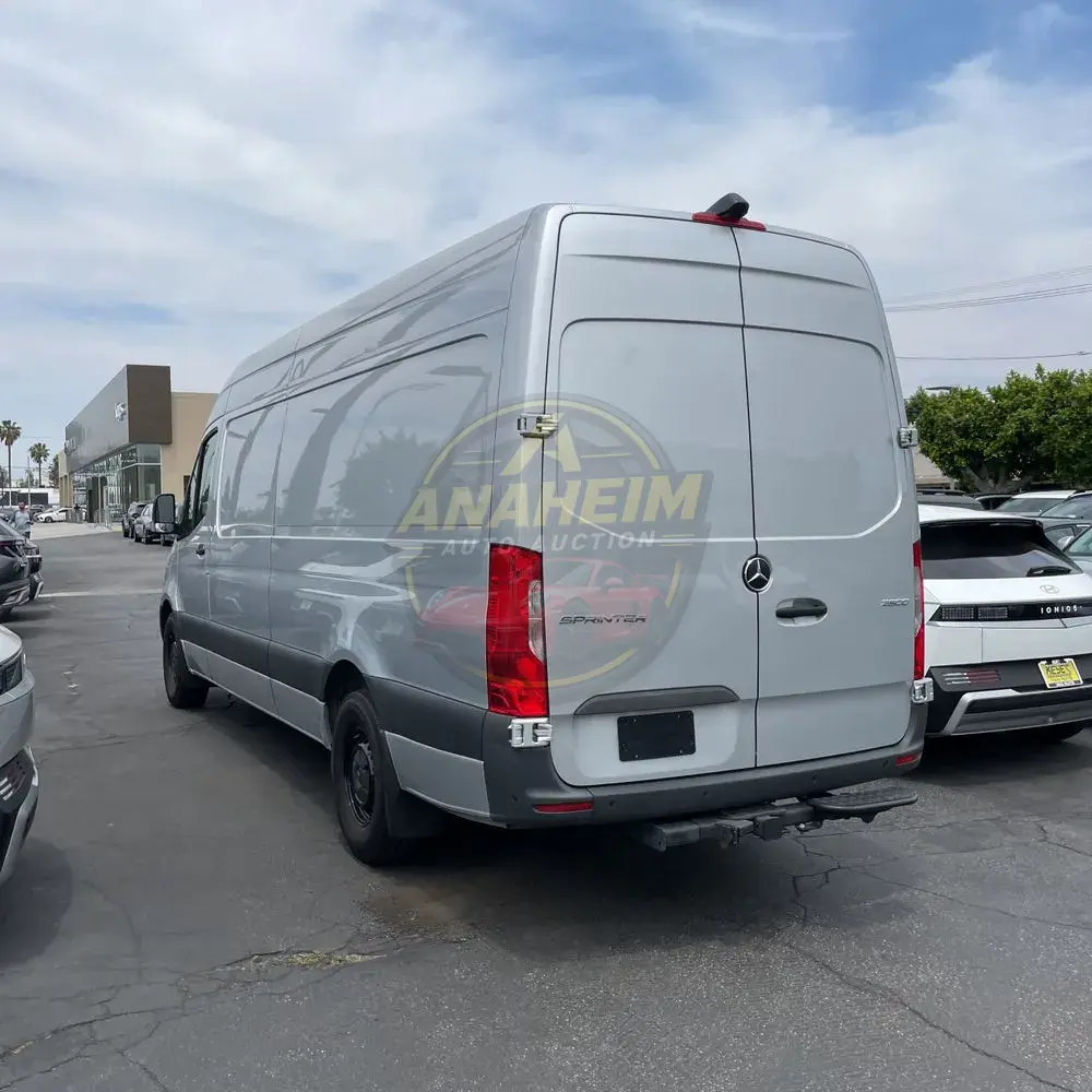 2022 Mercedes-Benz Sprinter 2500