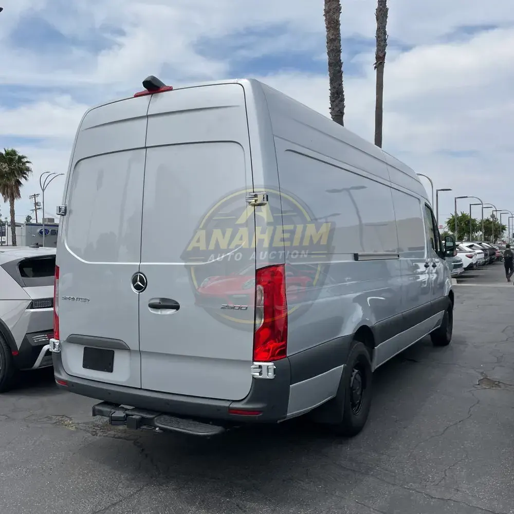 2022 Mercedes-Benz Sprinter 2500