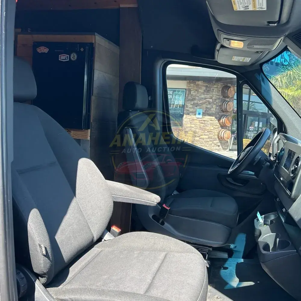 2020 Mercedes-Benz Sprinter 2500 High Roof V6