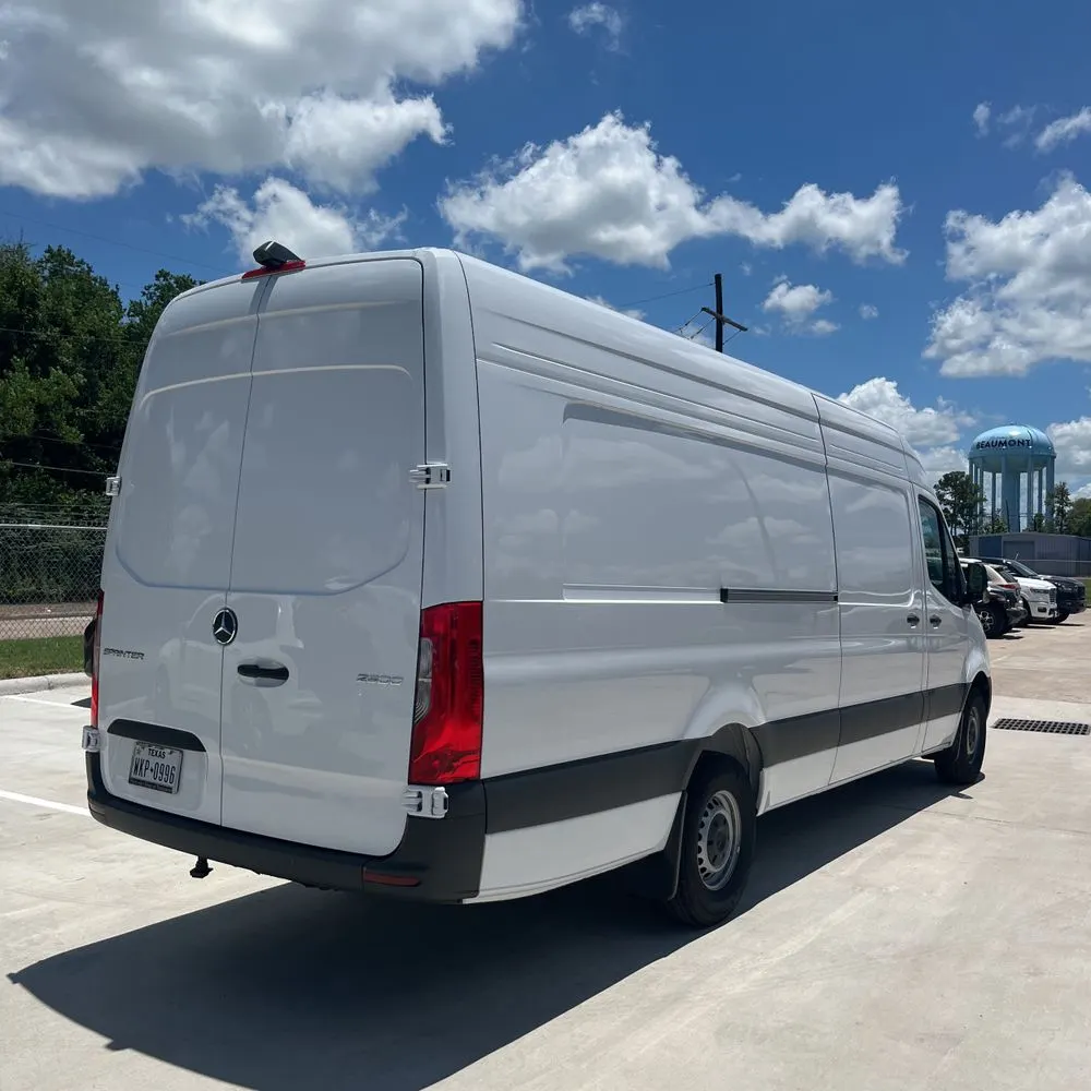 2025 Mercedes-Benz Sprinter 2500