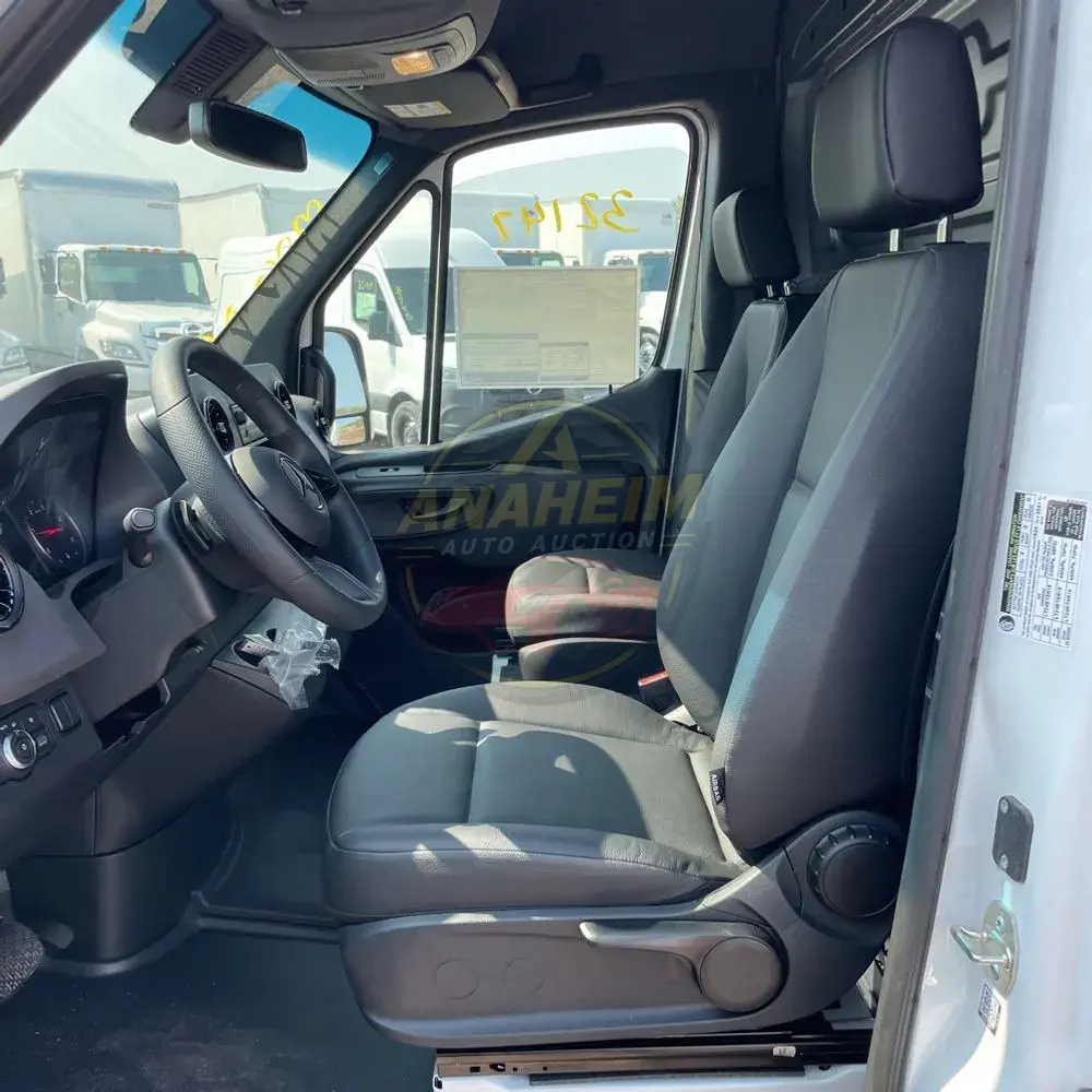 2025 Mercedes-Benz Sprinter 2500