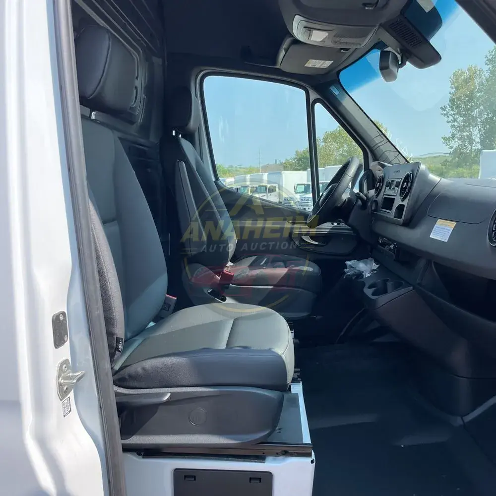 2025 Mercedes-Benz Sprinter 2500