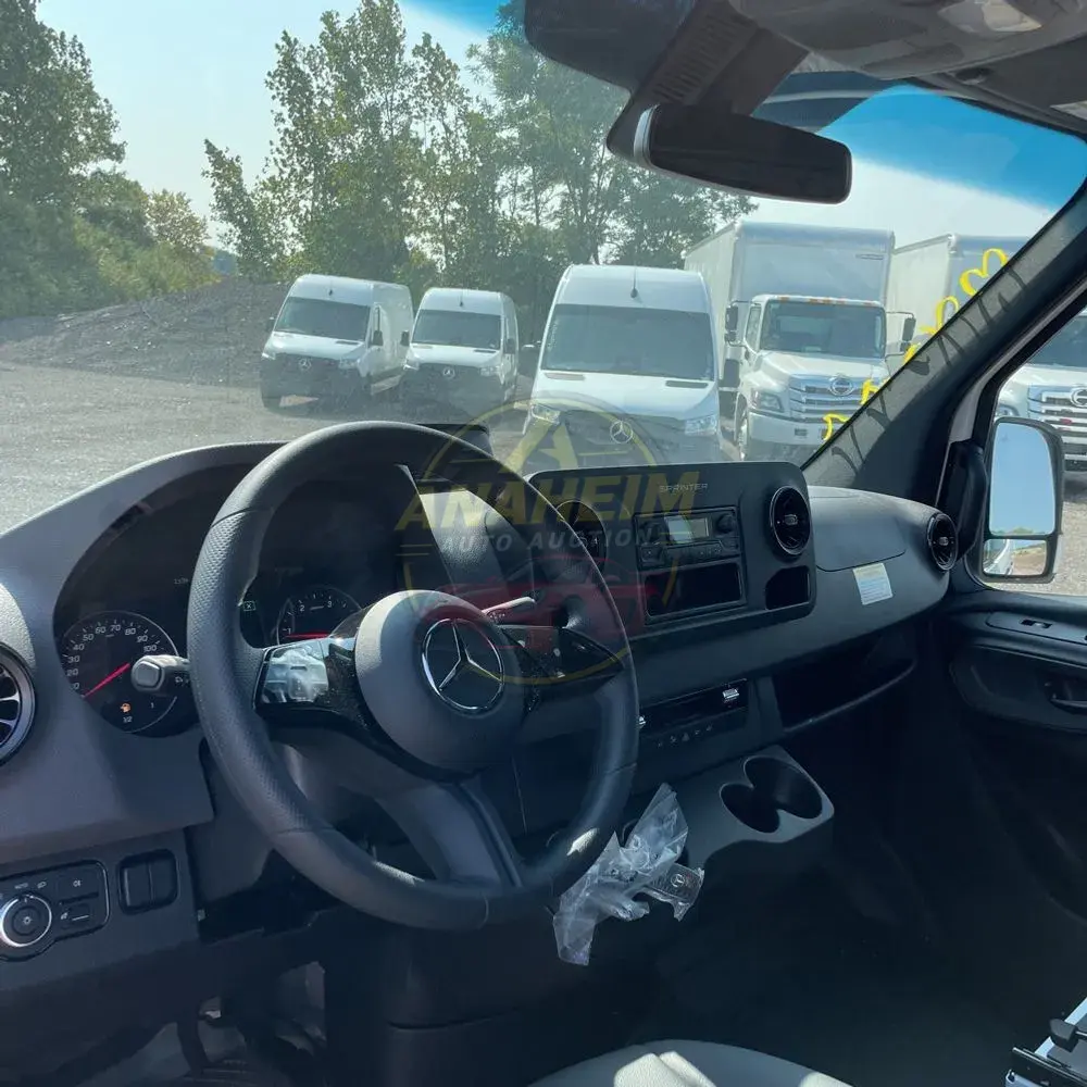 2025 Mercedes-Benz Sprinter 2500