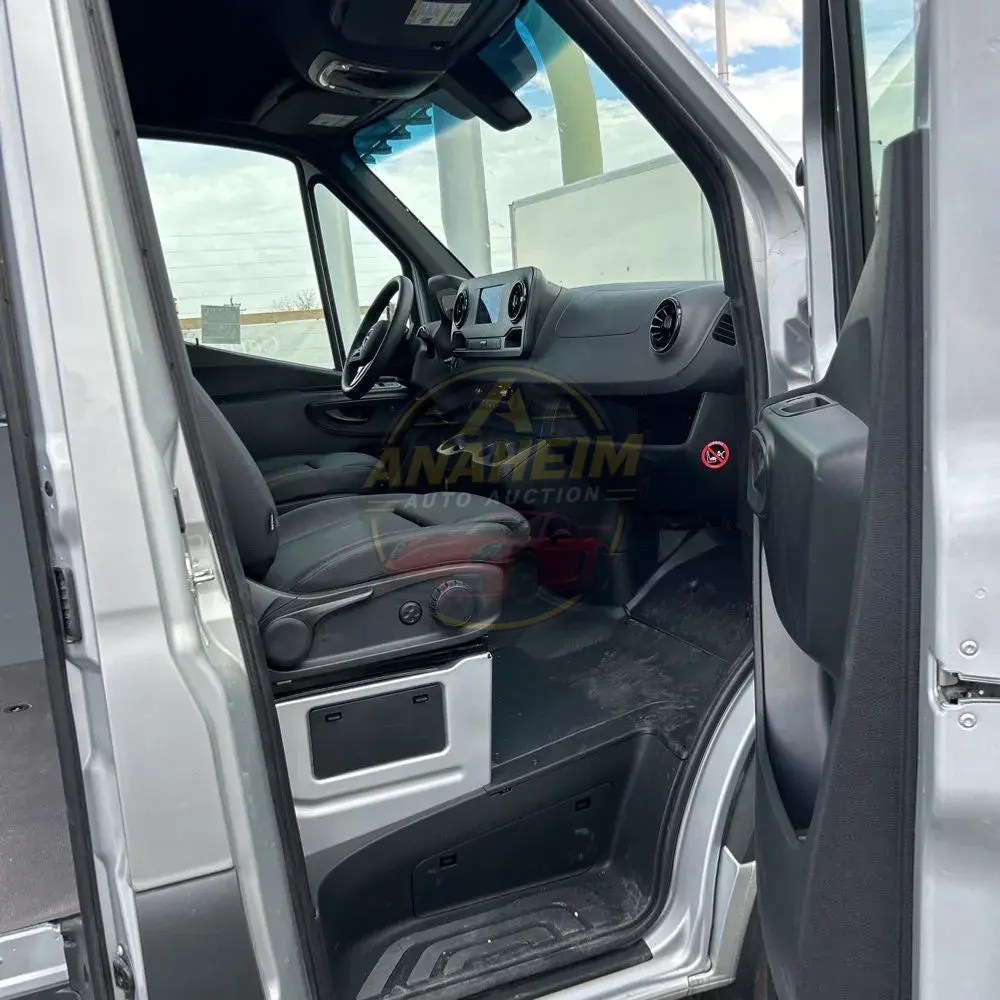 2024 Mercedes-Benz Sprinter 2500