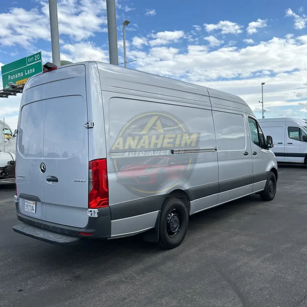 2024 Mercedes-Benz Sprinter 2500