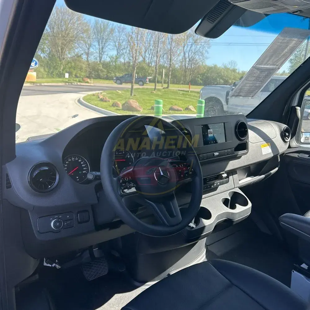 2023 Mercedes-Benz Sprinter 2500