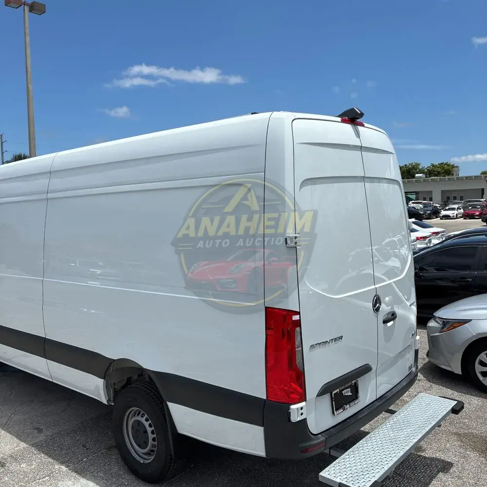 2023 Mercedes-Benz Sprinter 2500