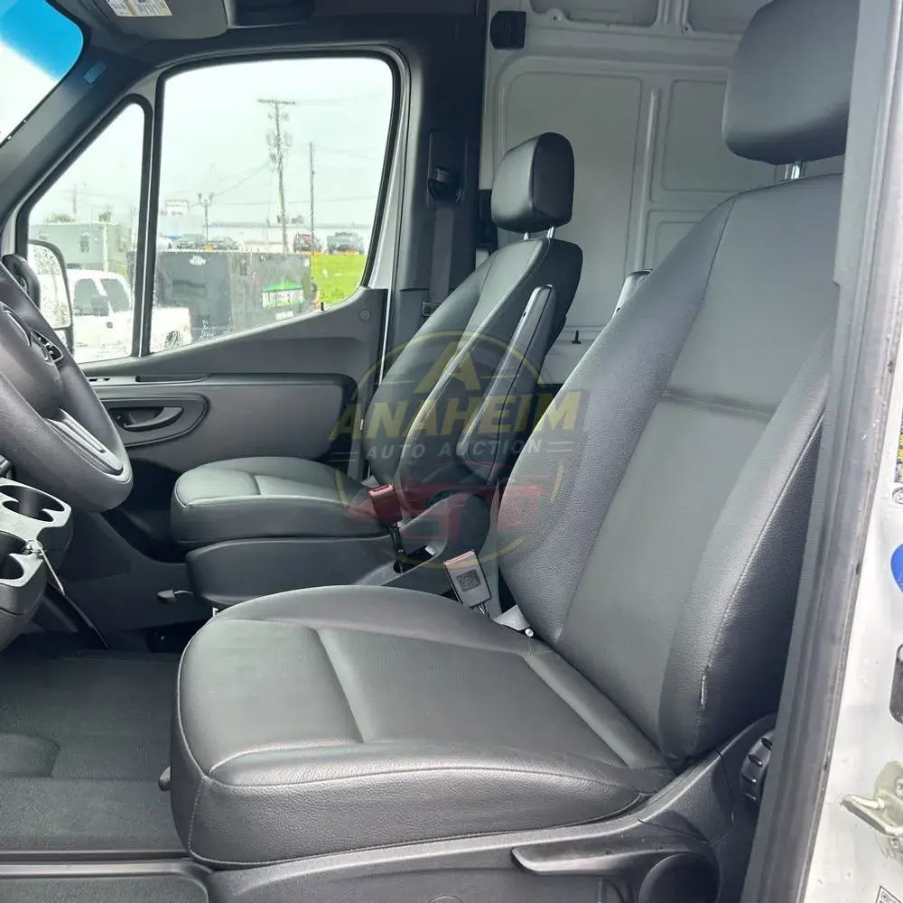 2023 Mercedes-Benz Sprinter 2500