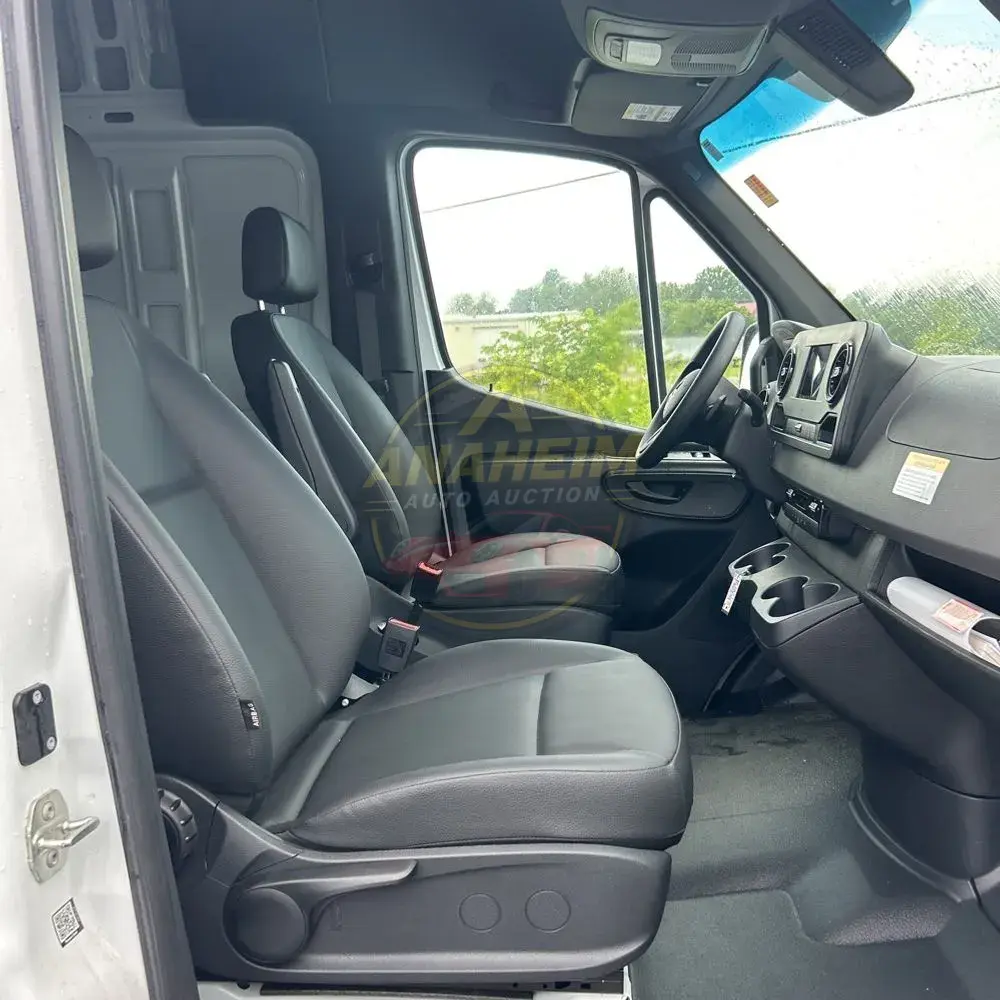 2023 Mercedes-Benz Sprinter 2500