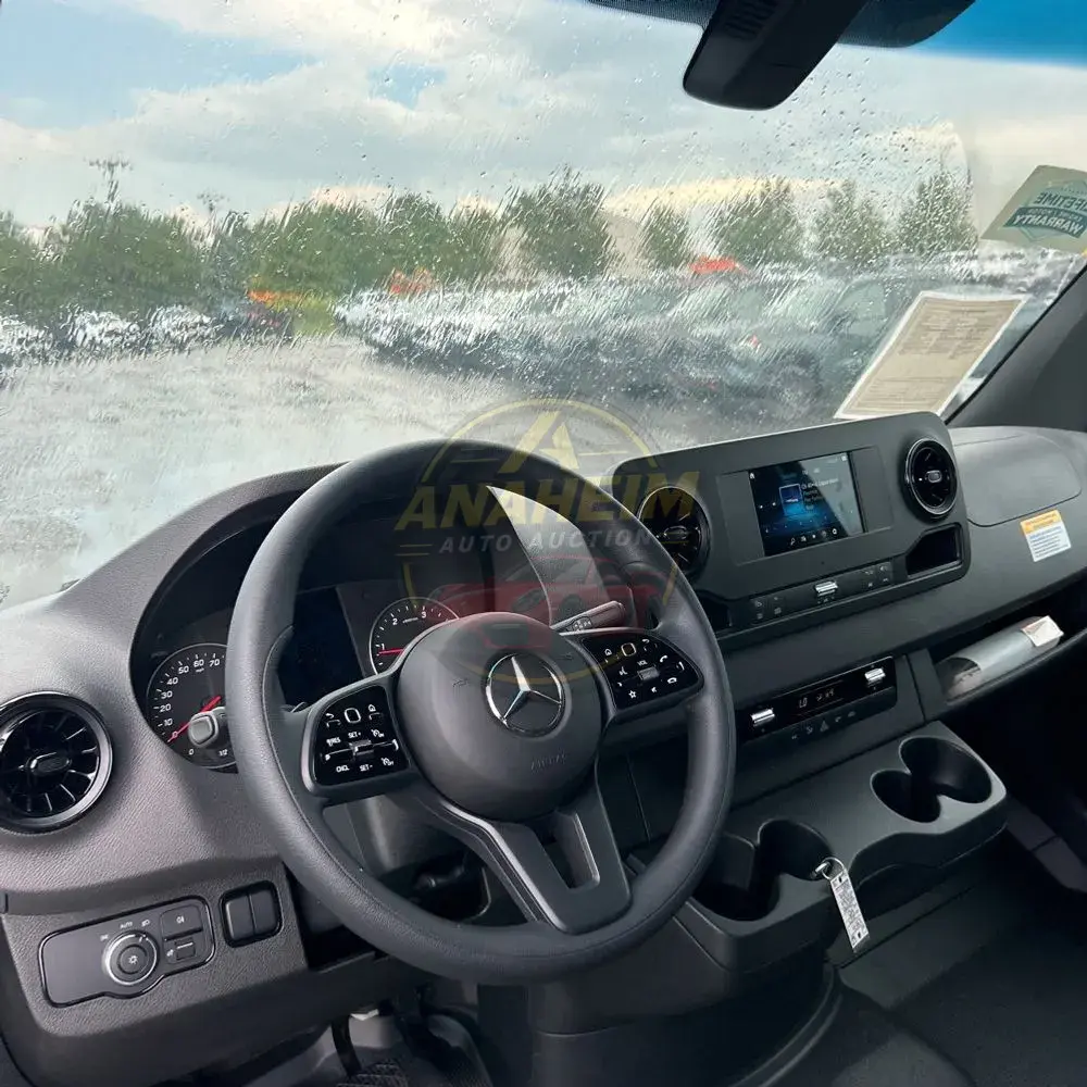 2023 Mercedes-Benz Sprinter 2500