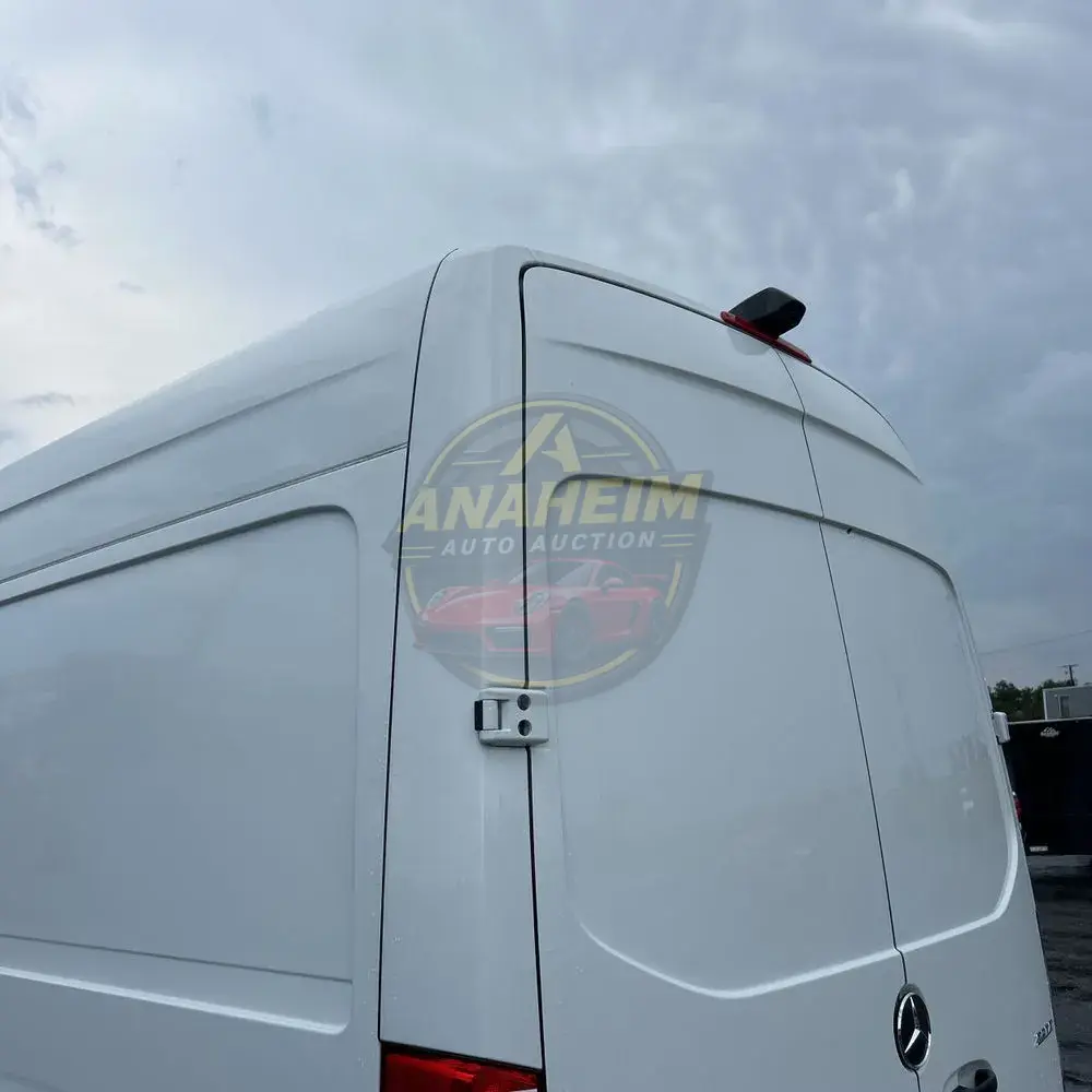 2023 Mercedes-Benz Sprinter 2500