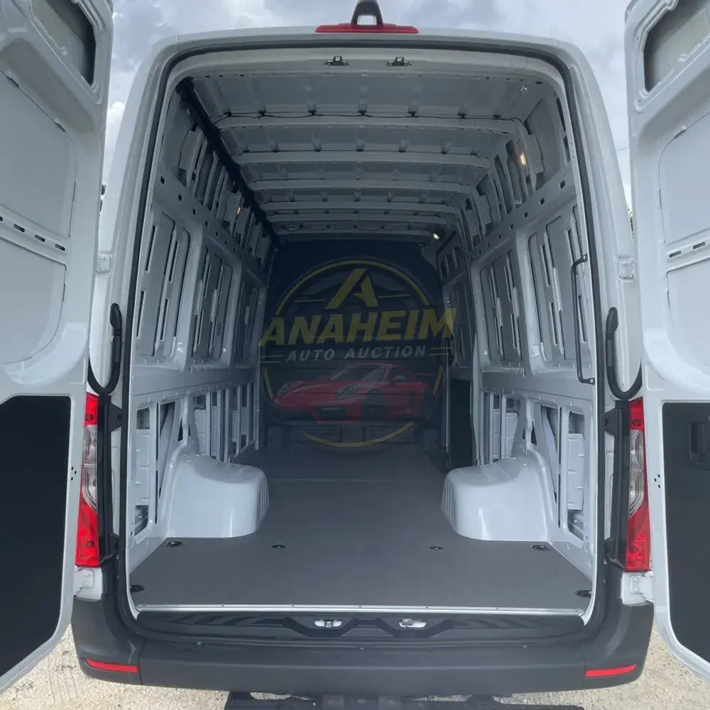 2025 Mercedes-Benz Sprinter 3500