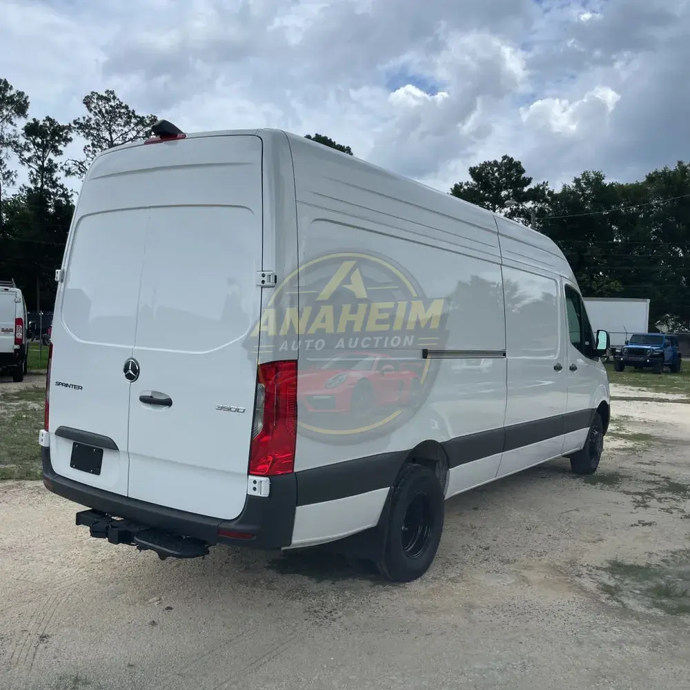 2025 Mercedes-Benz Sprinter 3500