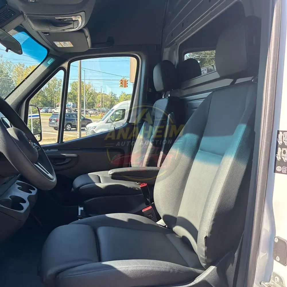 2024 Mercedes-Benz Sprinter 3500XD