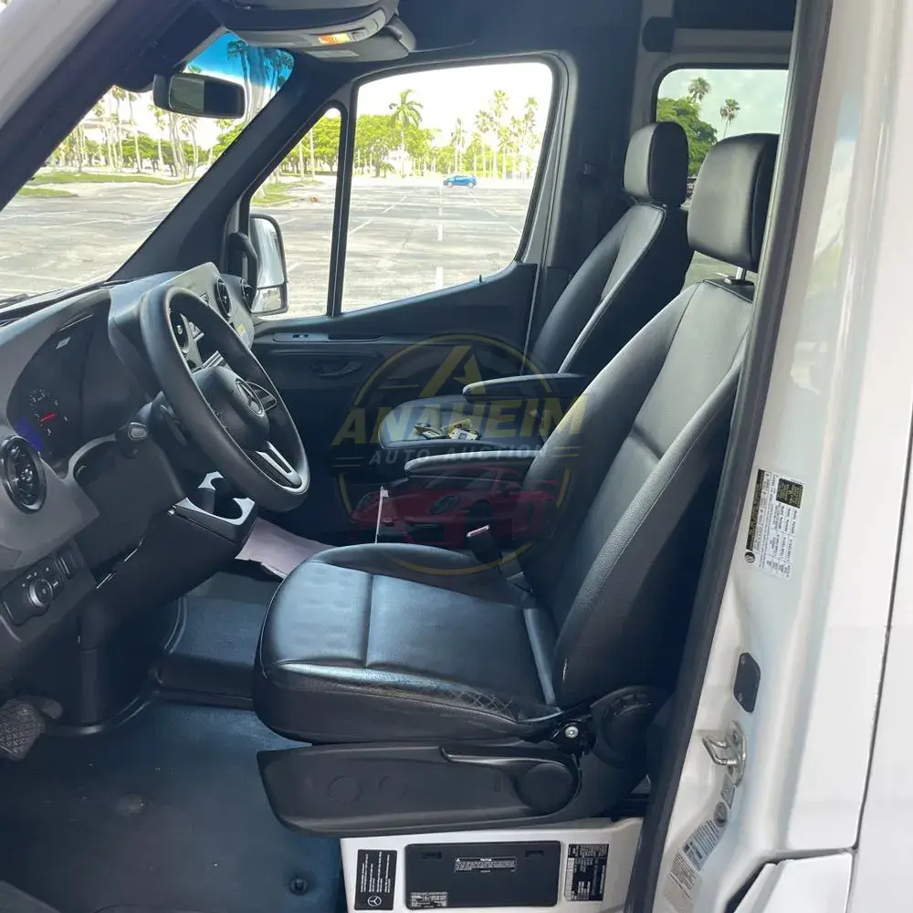 2021 Mercedes-Benz Sprinter 2500