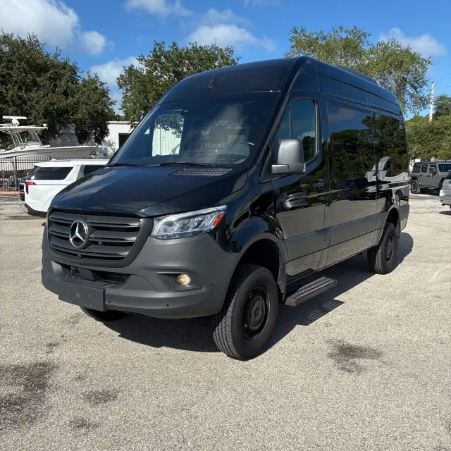 2024 Mercedes-Benz Sprinter 2500