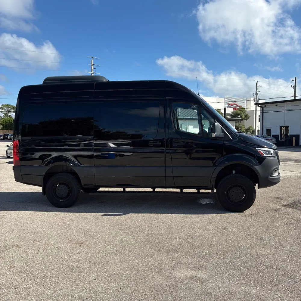 2024 Mercedes-Benz Sprinter 2500