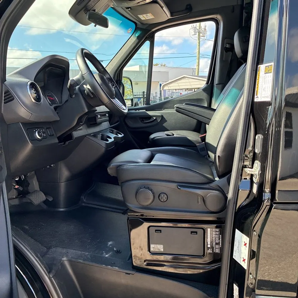2024 Mercedes-Benz Sprinter 2500