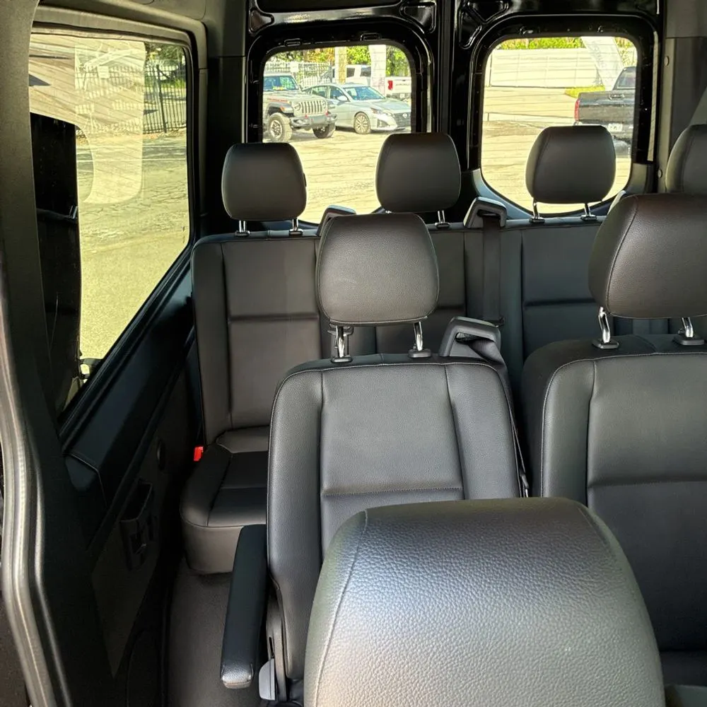 2024 Mercedes-Benz Sprinter 2500